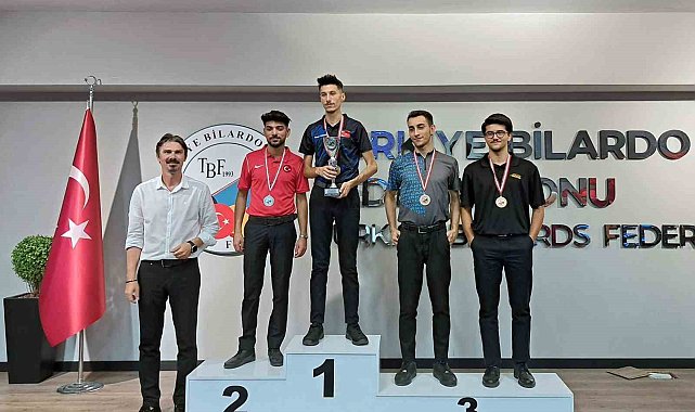 NEÜ'lü Türkcan Yıldırım, Türkiye Pool Bilardo Şampiyonası'nda 3. oldu
