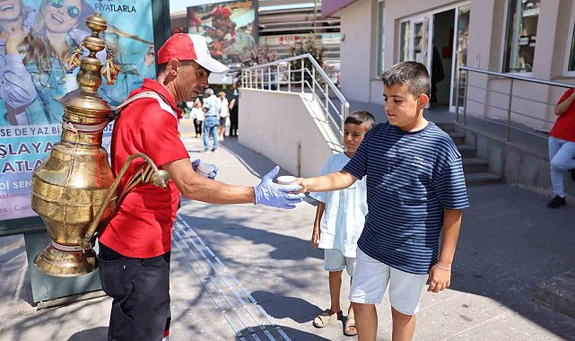 Nevşehir Belediyesinden serinleten ikram