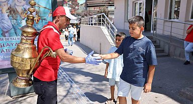 Nevşehir Belediyesinden serinleten ikram