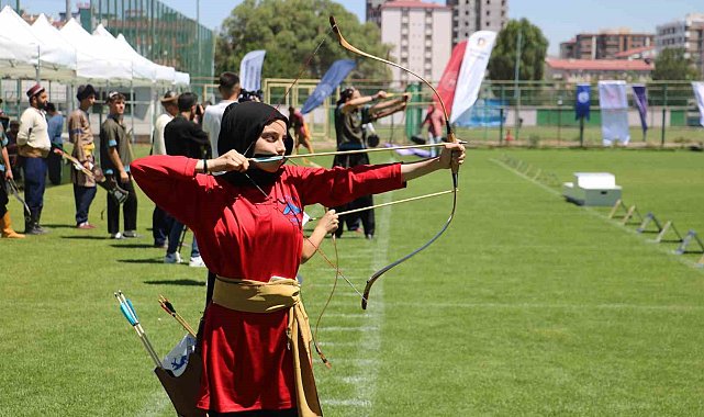 Oklar hedefi buldu, turnuva şampiyonları belli oldu