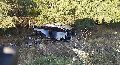 Otobüs kazasında ölen 12 kişinin kimlikleri belli oldu