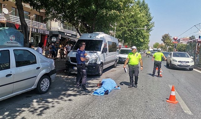 Otomobilin çarptığı yaşlı adam metrelerce havaya savruldu