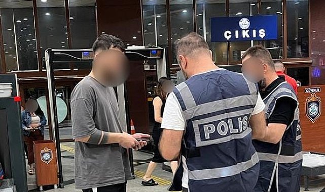 Polis ekiplerinin denetiminde 917 şahıs ve 370 araç kontrol edildi