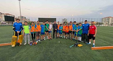 Pursaklar Belediye Spor Kulübü U16 Erkek Hokey Takımı yeni sezona hazırlanıyor