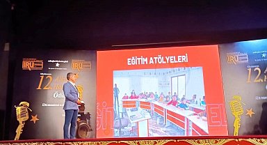 Pursaklar Belediyesi 'Yılın Alkışı Hakeden Belediyesi' ödülünü aldı