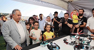 "Kayseri'de düzenlenmiş en geniş kapsamlı çocuk şenliği"