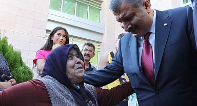 Sağlık Bakanı Koca'ya Kırşehir'de sevgi seli