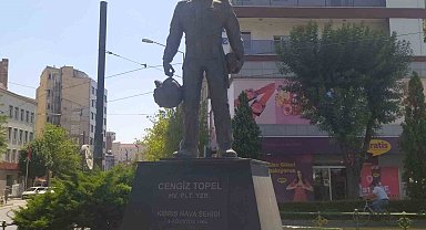 Şehit Yüzbaşı Cengiz Topel unutulmadı