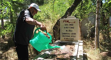 Şehitlerinin mezarına gidemeyince köylerinde temsili mezar yaptılar