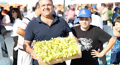 Şenlik, üzüm satışlarını artırdı
