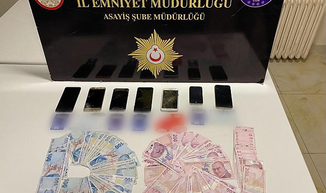 Sivas'ta dolandırıcılık yapan sahte polis ve savcı yakalandı