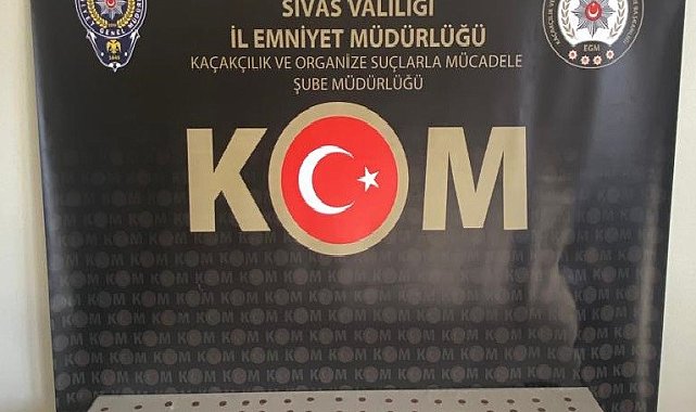 Sivas'ta onlarca sikke ele geçirildi