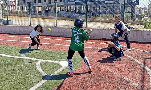 Softbol Türkiye Birinciliği müsabakaları sona erdi