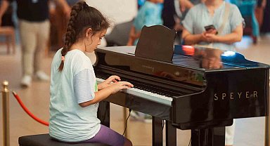 Sümela ve Palandöken Kültür Yolu Festivallerinde 3 milyon kişi kültür ve sanatla buluştu