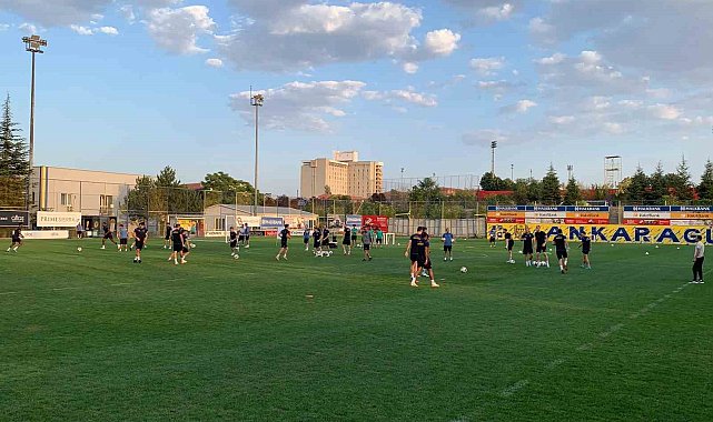 Tolunay Kafkas: "Maça gelenlere iyi bir Ankaragücü seyrettirmek istiyoruz"