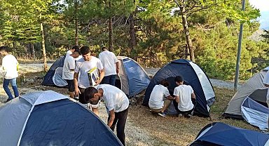 Toroslar'ın gençleri doğa kampında