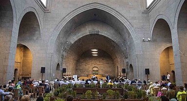 Vali Çiçek ve Başkan Büyükkılıç Eyvan Sohbetleri'ne Katıldı
