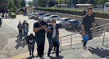 Vatandaşları sahte dekontla 700 bin lira dolandıran 4 şüpheli tutuklandı