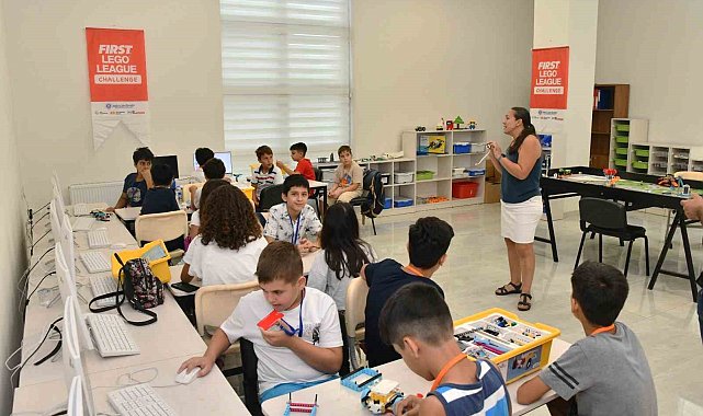 Yenişehir Belediyesinden çocuklara robotik kodlama ve LEGO eğitimi