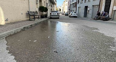 15 gündür akıyor ESKİ bakıyor