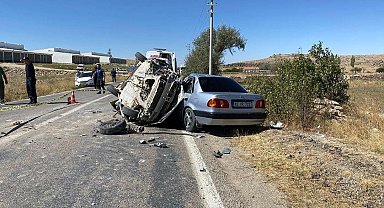 Aksaray'da hatalı sollama kazası: 3 ölü, 2 yaralı