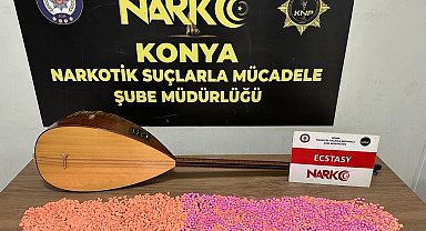 Bağlamanın içerisinden binlerce uyuşturucu hap çıktı