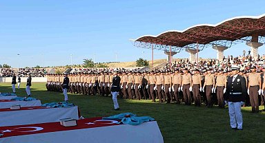 Bakan Yerlikaya: "Emniyet, Jandarma ve Sahil Güvenlik gibi köklü kolluk teşkilatlarımız sayesinde iç huzurumuzu hamdolsun üst seviyede koruyoruz"