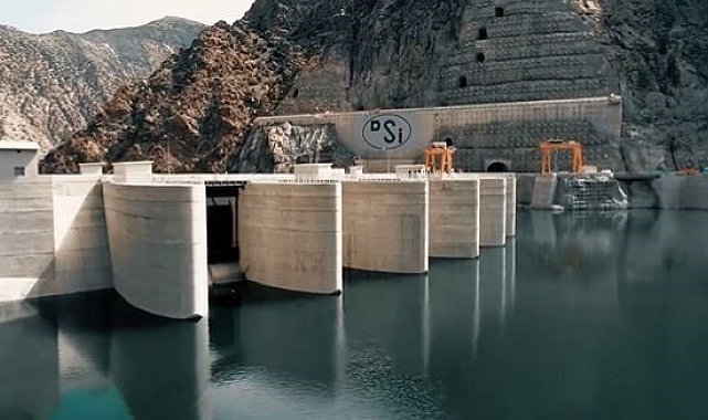 Bakan Yumaklı: "Dünyanın 5'inci en yüksek barajından elektrik alacağımız günler yaklaşıyor"