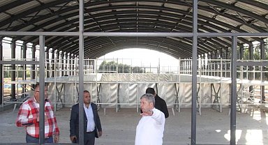Başkan Altun Yarı Olimpik yüzme Havuzunda İncelemelerde Bulundu