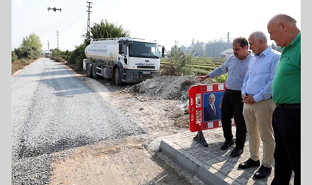 Başkan Gültak: "Akdeniz'de soğuk asfaltı olmayan bahçe yolu kalmayacak"