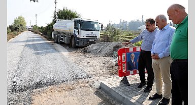 Başkan Gültak: "Akdeniz'de soğuk asfaltı olmayan bahçe yolu kalmayacak"