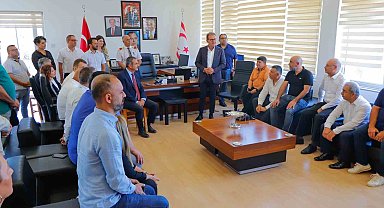 Başkan Seçer: "Biz Kıbrıs'ı Türkiye'den ayrı bir ülke olarak görmüyoruz"