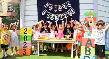 Çocuk gelişim merkezlerinde minikler okula dönmenin heyecanını yaşadı