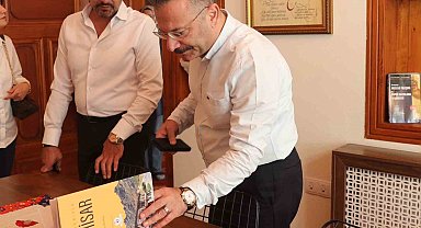 Eskişehir Valisi Hüseyin Aksoy ve eşi Hülya Aksoy, Sivrihisar'ı ziyaret etti