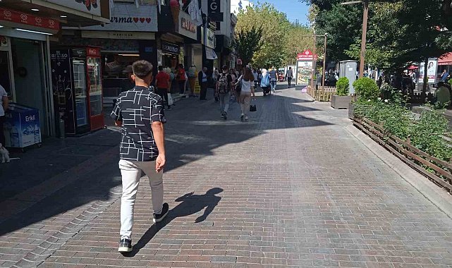 Eskişehir'de yeni hafta güneşli başladı