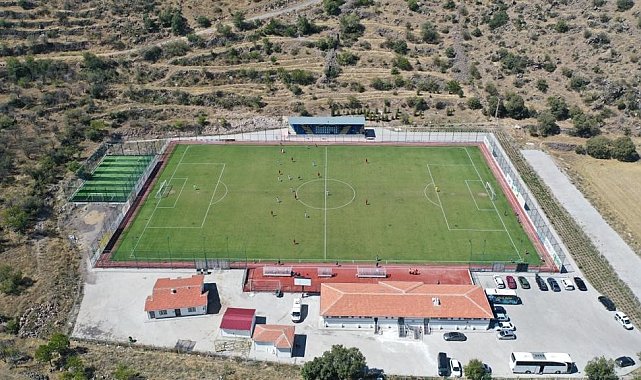 Hacılar Fevzi Mercan Stadyumu göz dolduruyor