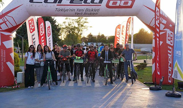 Hareket için pedalladırlar