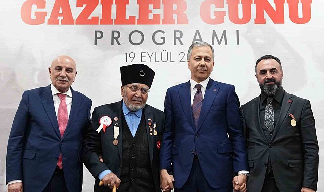 İçişleri Bakanı Ali Yerlikaya, gazilerle yemekte bir araya geldi
