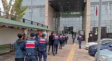 Jandarma Suç Araştırma Timleri suçlulara göz açtırmıyor