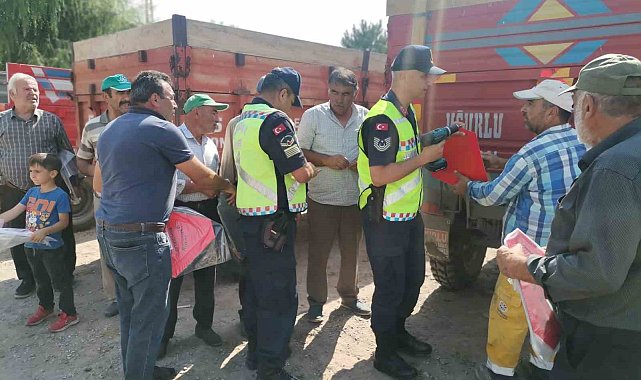 Jandarmadan traktör kazalarına karşı bilgilendirme