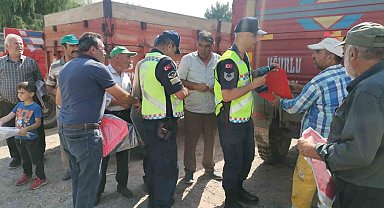 Jandarmadan traktör kazalarına karşı bilgilendirme