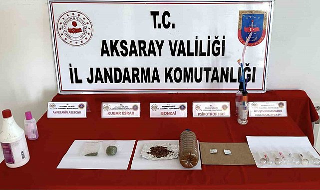 Jandarmadan uyuşturucu operasyonu: 3 tutuklama