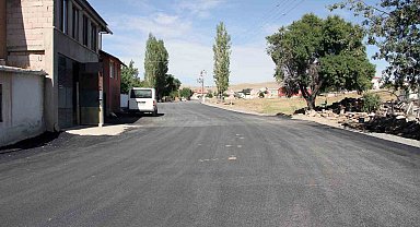 Kamber'de Dikkat Çeken Asfalt Çalışması