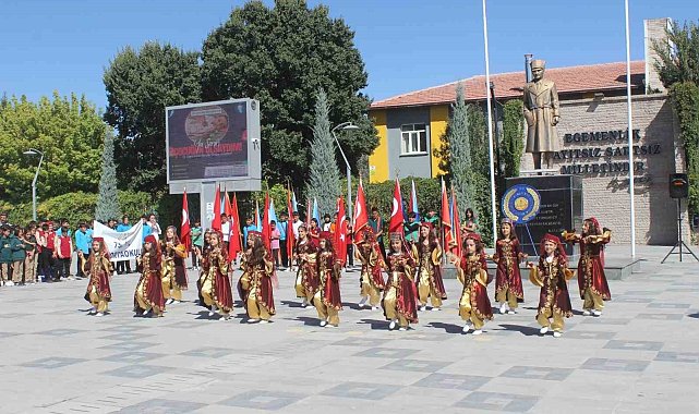 Karapınar'da İlköğretim Haftası kutlandı