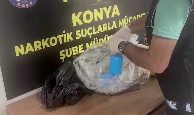 Kargo paketinden uyuşturucu çıktı