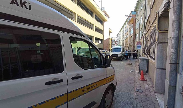 Kavga ettiği annesini öldürdü
