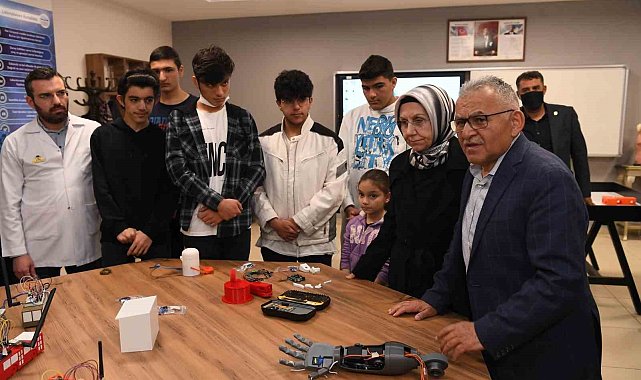 KAYMEK, "Projen ile gel" sloganıyla Teknofest gençliği yetiştiriyor