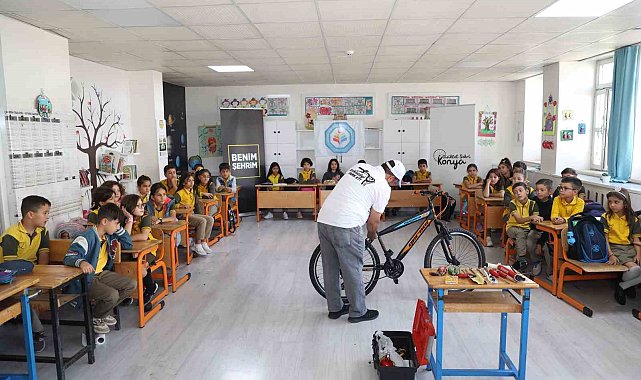 Konya Büyükşehir okullarda bisiklet tamir ve bakım eğitimleri veriyor
