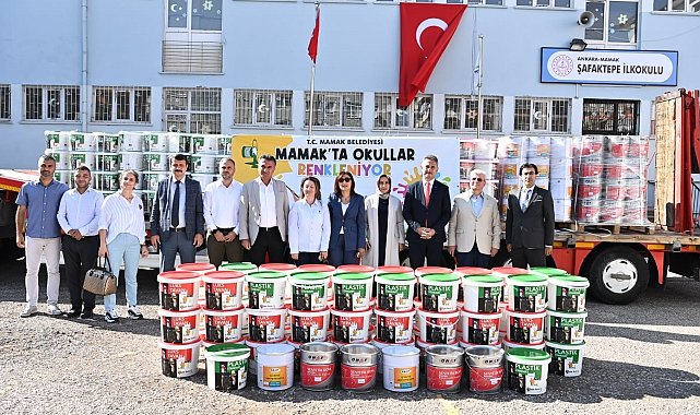 Mamak Belediyesi, okullara boya desteğinde bulundu