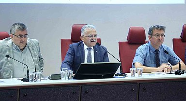 Mehmet Özhaseki ismi bulvara verilecek
